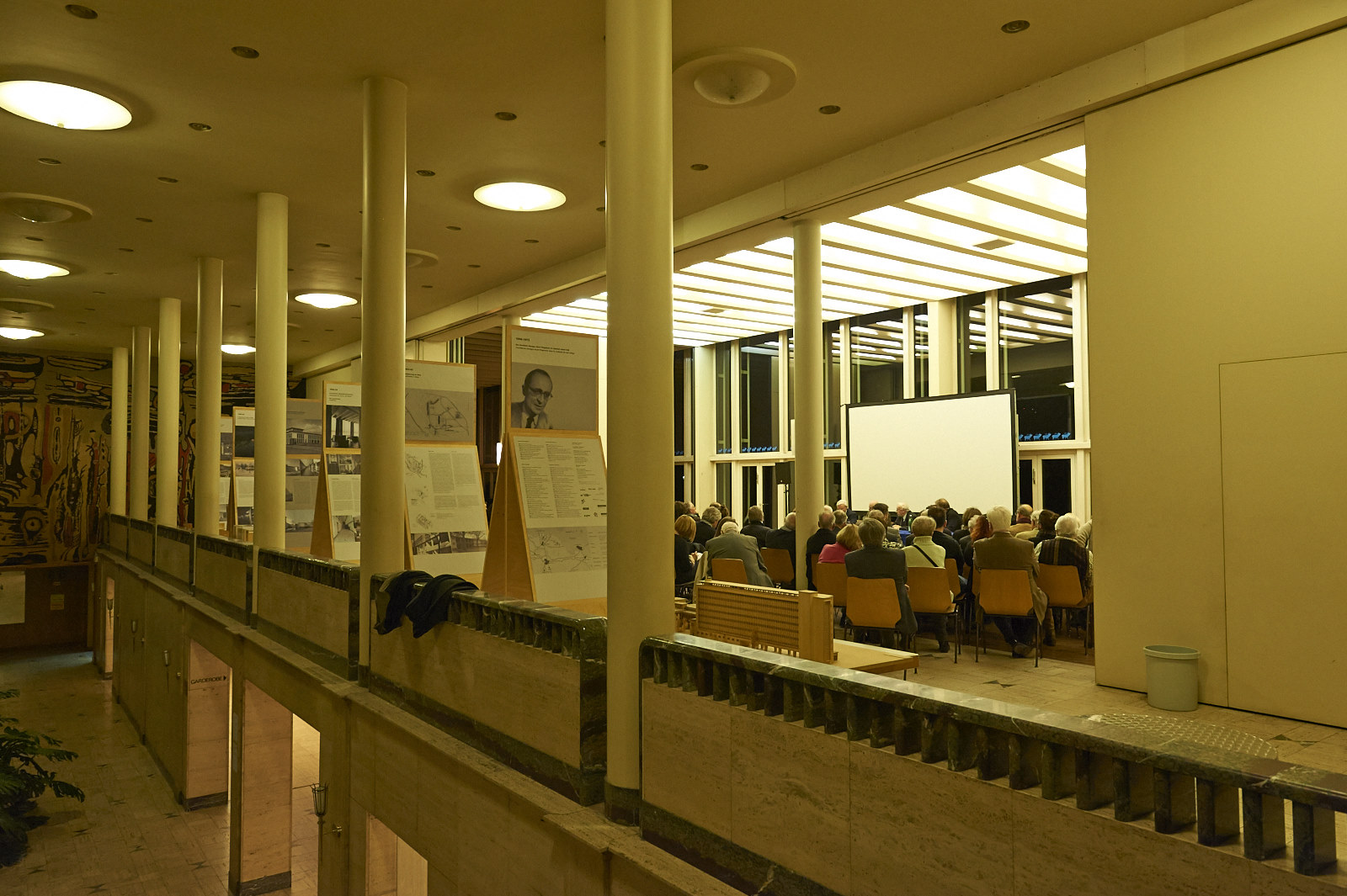 Foto-Dokumentation der ehemaligen Französischen Botschaft in Saarbrücken, Saarbrücken, Saarland — Aufnahme 19