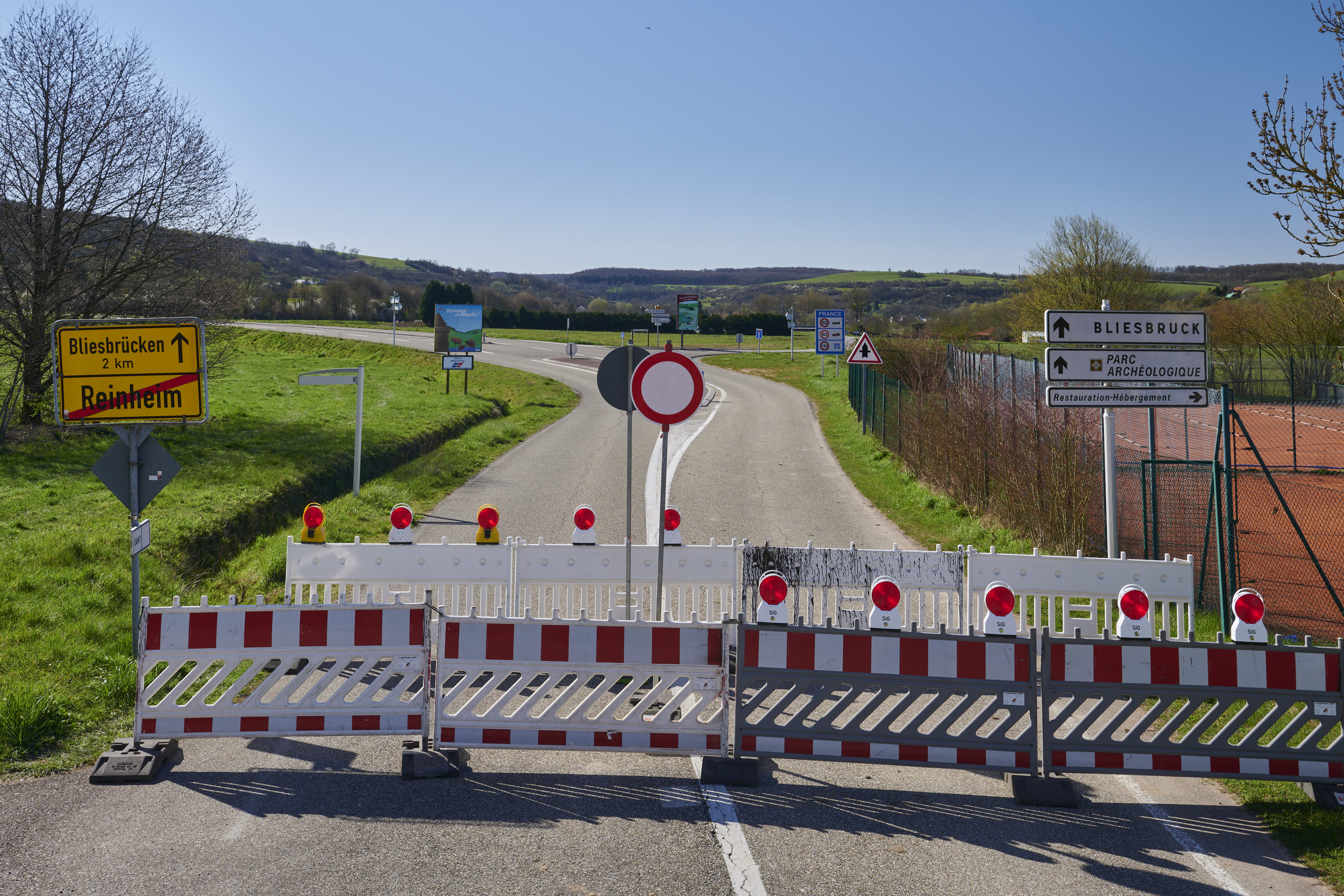 Immer noch: Grenzübergange in Corona-Zeiten..., Saarland, Lothringen, Luxemburg — Blick 15