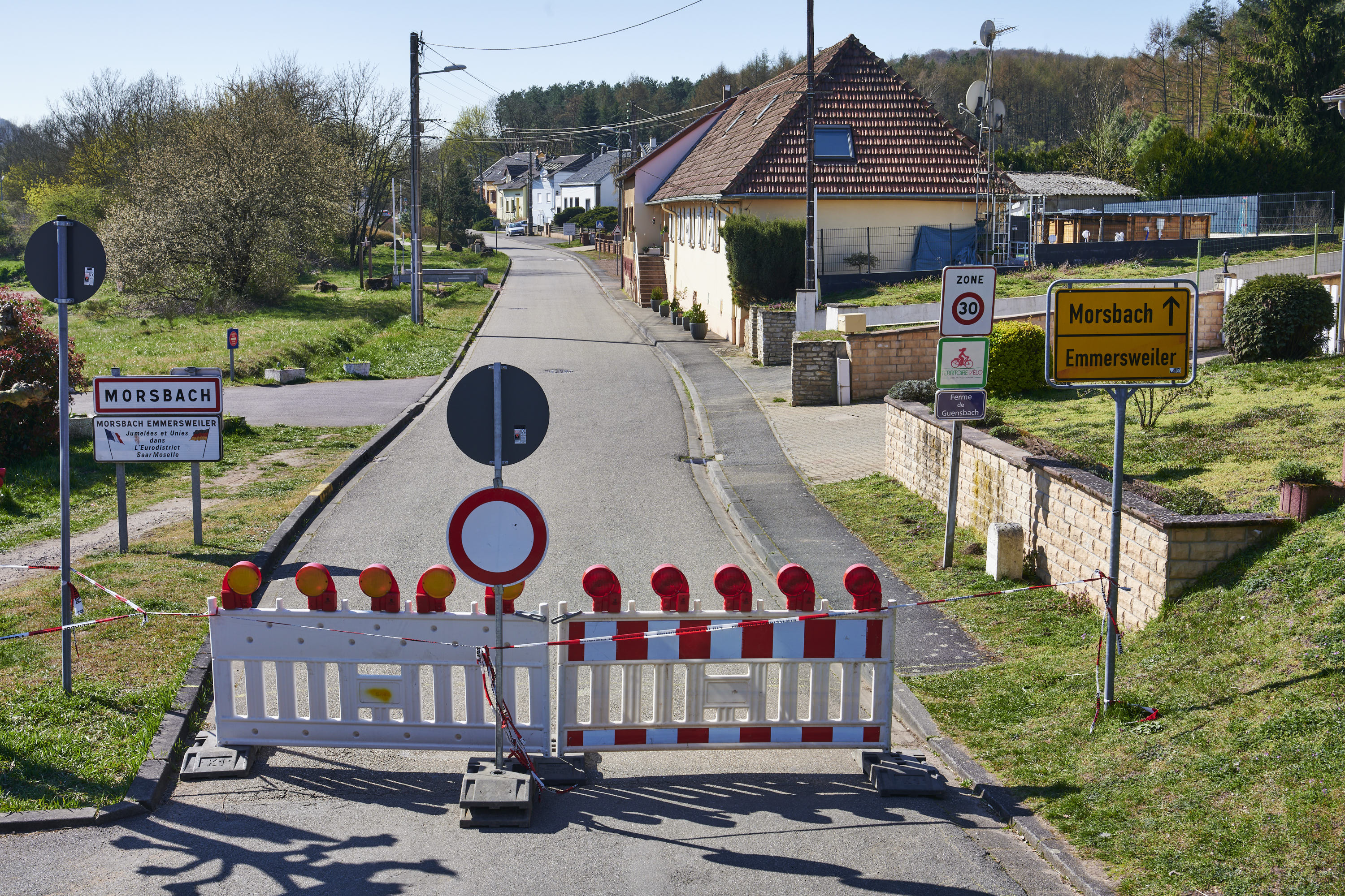 Immer noch: Grenzübergange in Corona-Zeiten..., Saarland, Lothringen, Luxemburg — Aufnahme 74