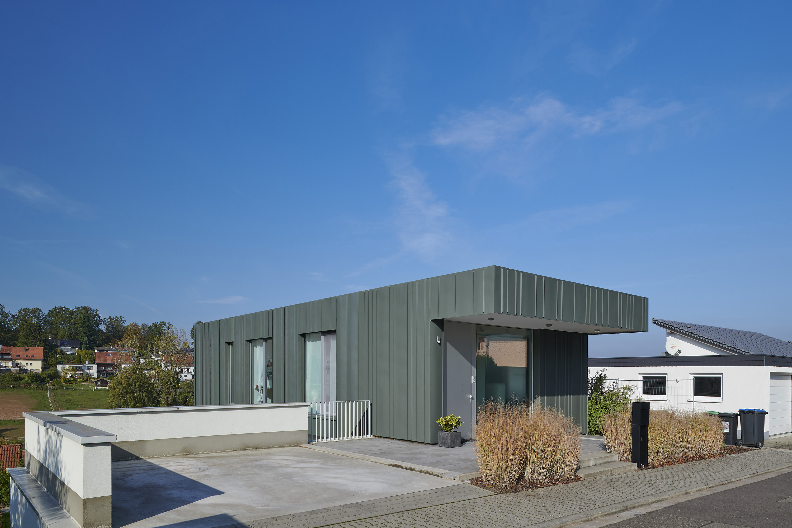 Fotografien »Wohnhaus Finkenweg«, Saarbrücken, Saarland — Ansicht 2