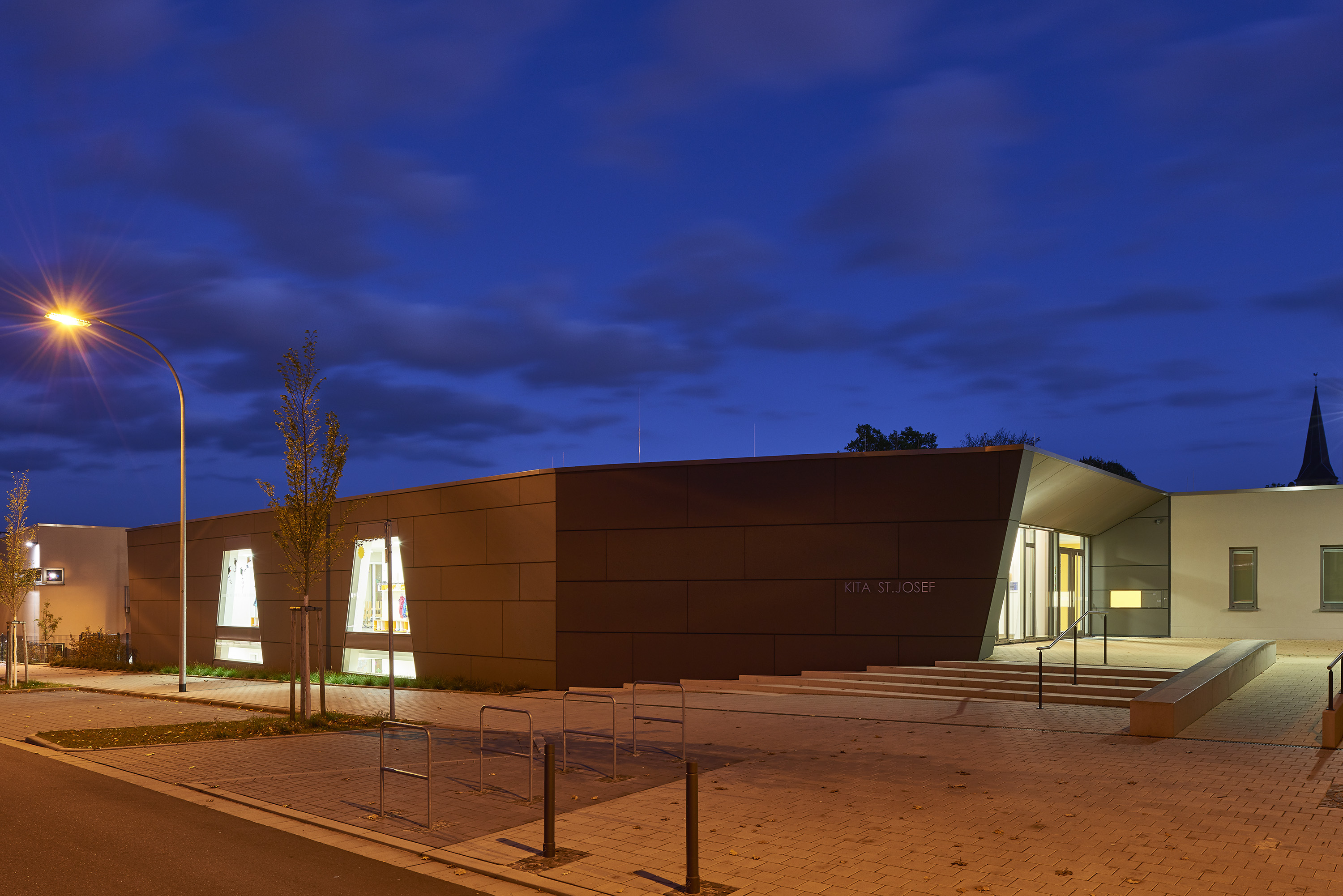 Fotografien Kindertagesstätte St. Josef, Saarbrücken, Saarbrücken, Saarland — Aufnahme 4