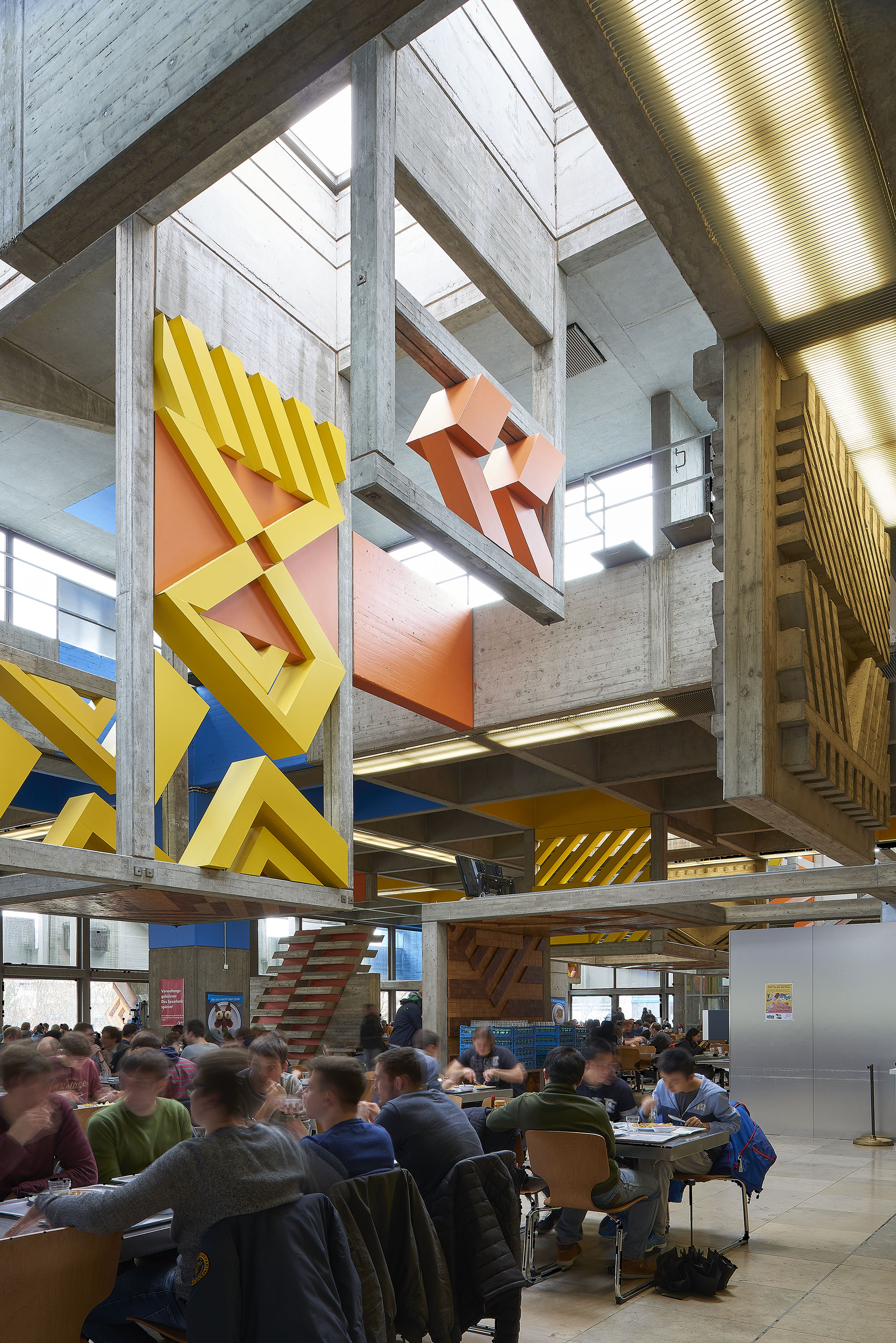 Fotografische Dokumentation der Mensa der Universität des Saarlandes, Saarbrücken, Saarland — Gesamtansicht