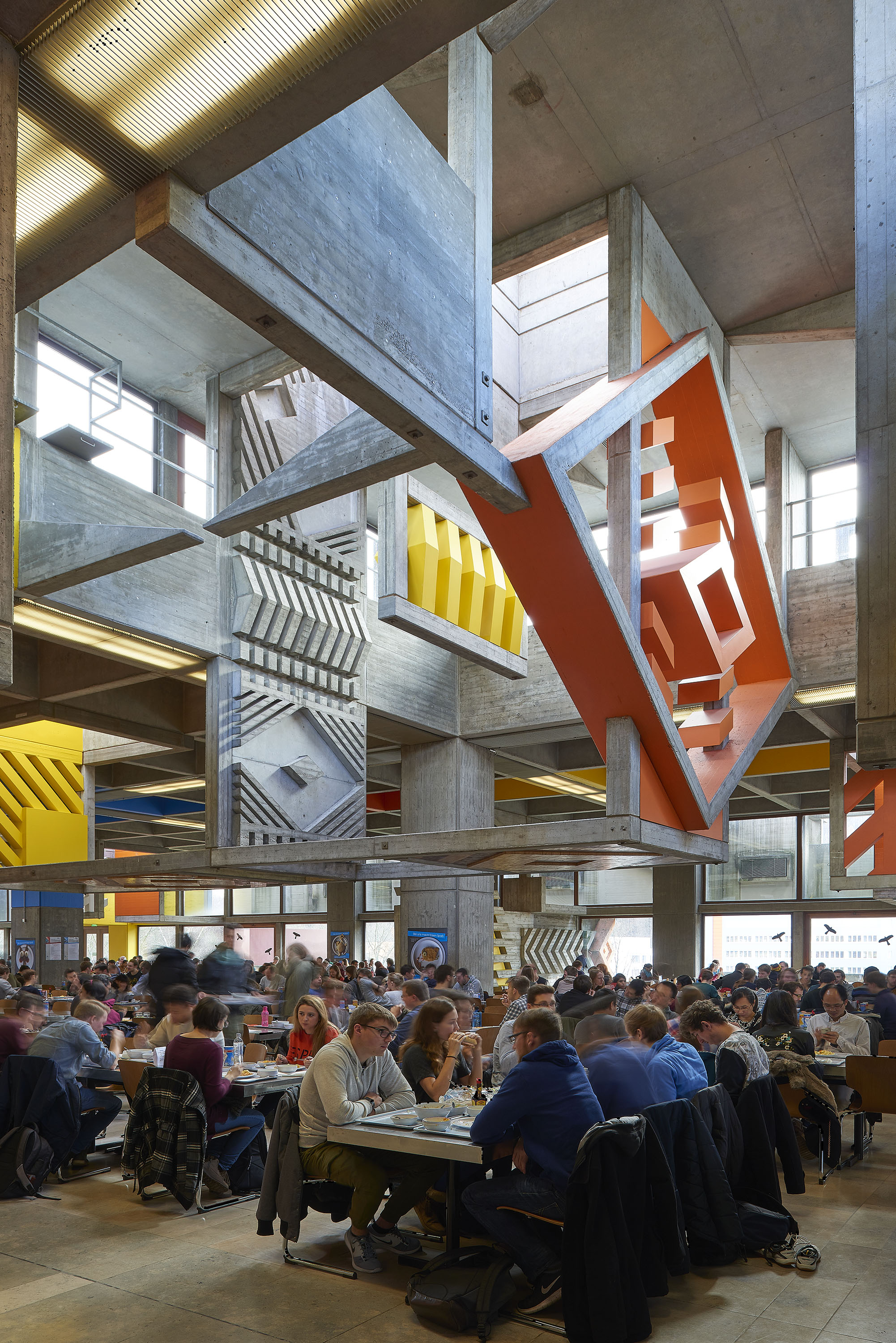 Fotografische Dokumentation der Mensa der Universität des Saarlandes, Saarbrücken, Saarland — Ansicht 2