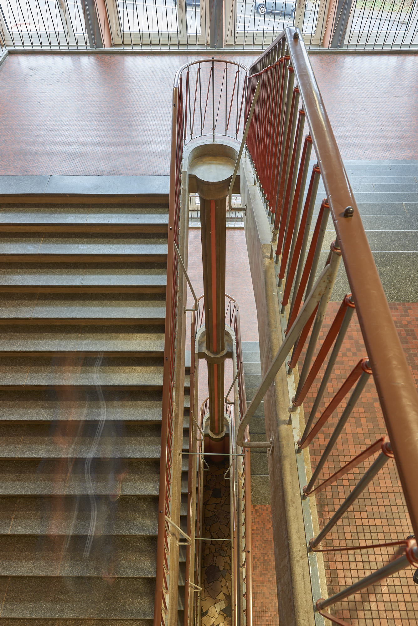 Fotografische Dokumentation der Grundschule Saarbrücken-Ost, Saarbrücken, Saarland — Ansicht 2