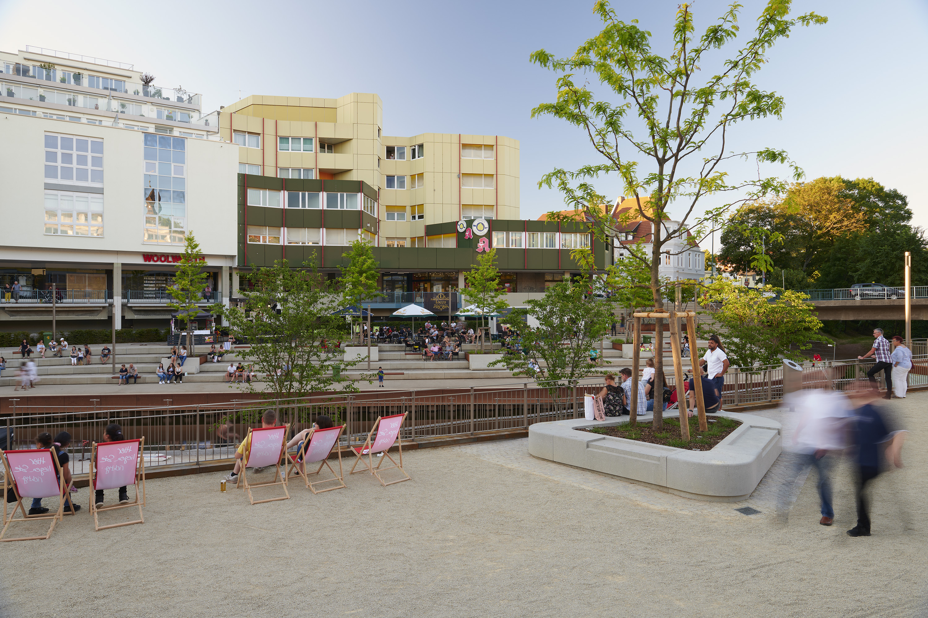 Fotografien Aussenanlagen »Bliesterrassen«, Neunkirchen, Saarbrücken, Neunkirchen, Saarland — Blick 5