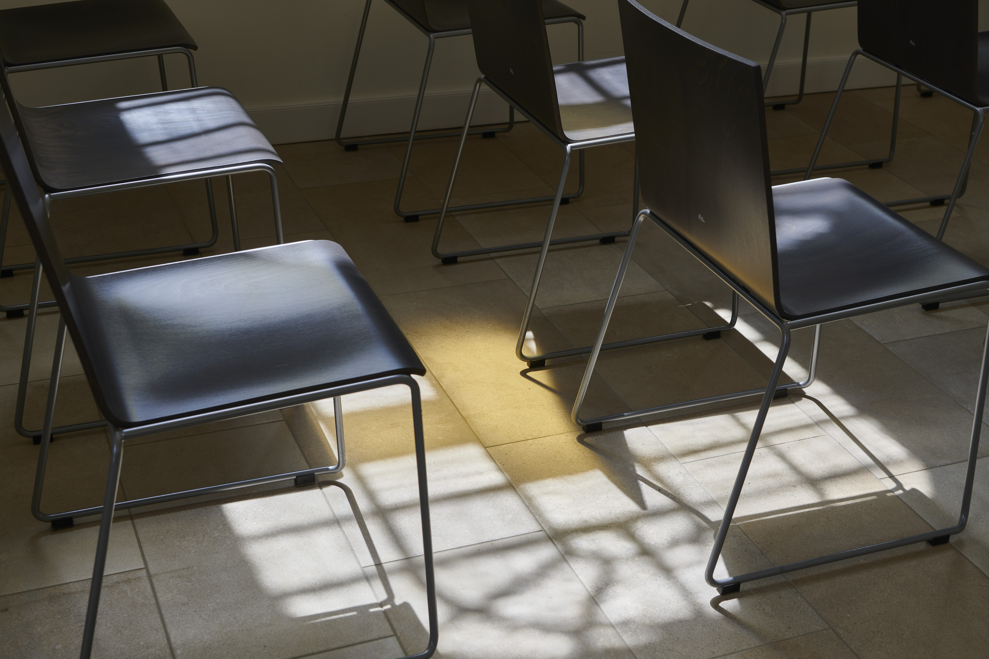 Friedhofskapelle des Waldfriedhofes Blankenfelde — Mit der neuen Bodenplatte erhielt die Kapelle auch eine Fußbodenheizung