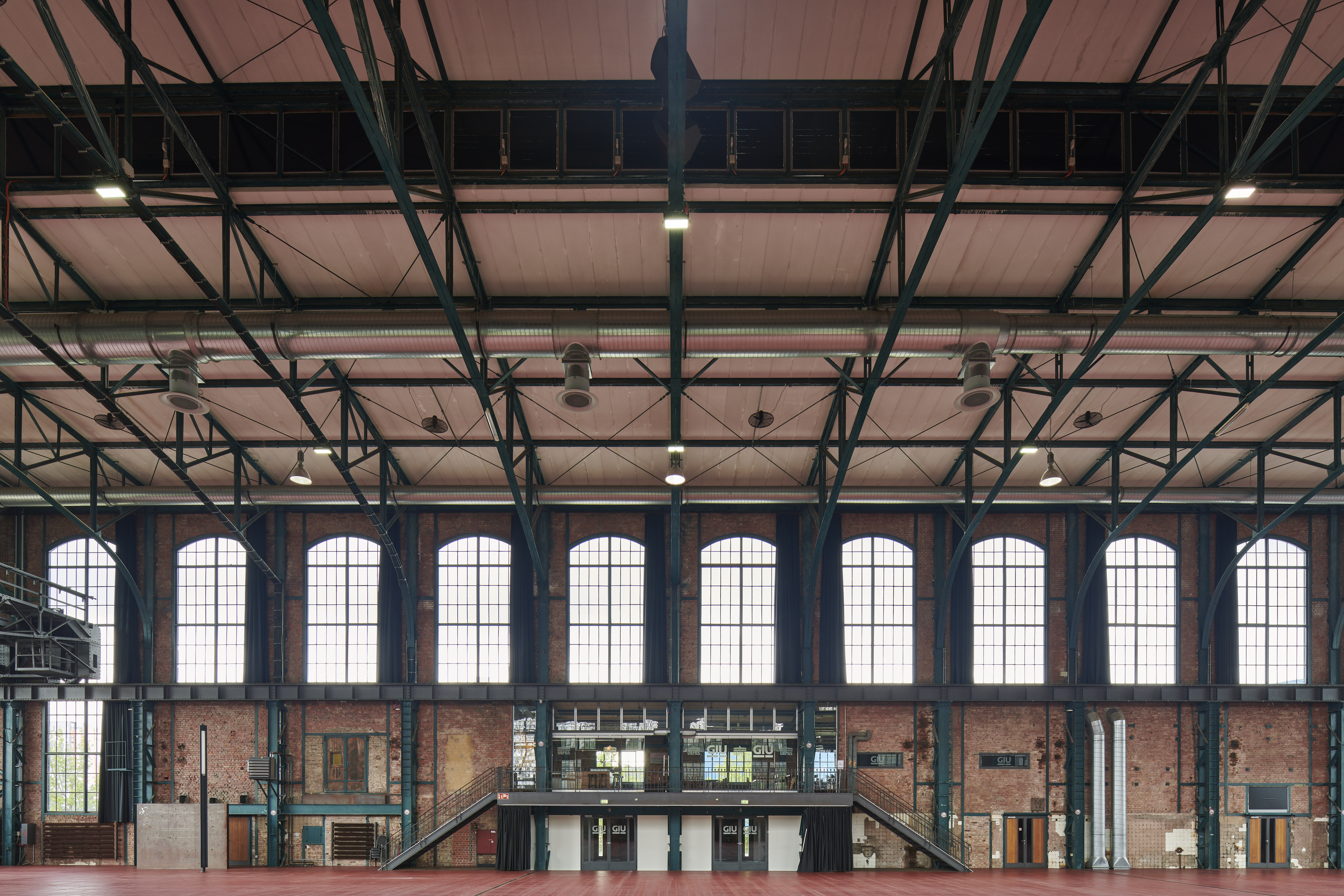 Präsentationsfotografien E-Werk Saarbrücken — Der Zugang zum Gastronomiebereich »Westside«