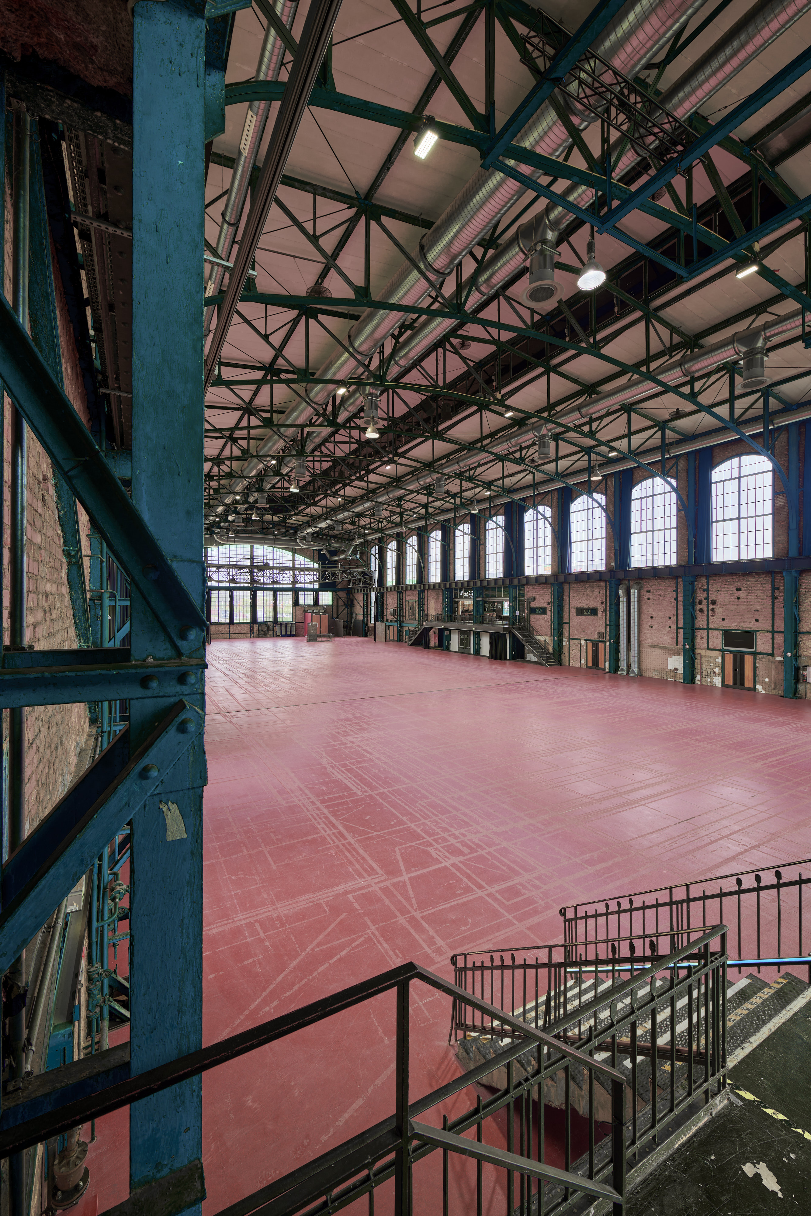 Präsentationsfotografien E-Werk Saarbrücken — Der Blick aus dem Backstage-Bereich