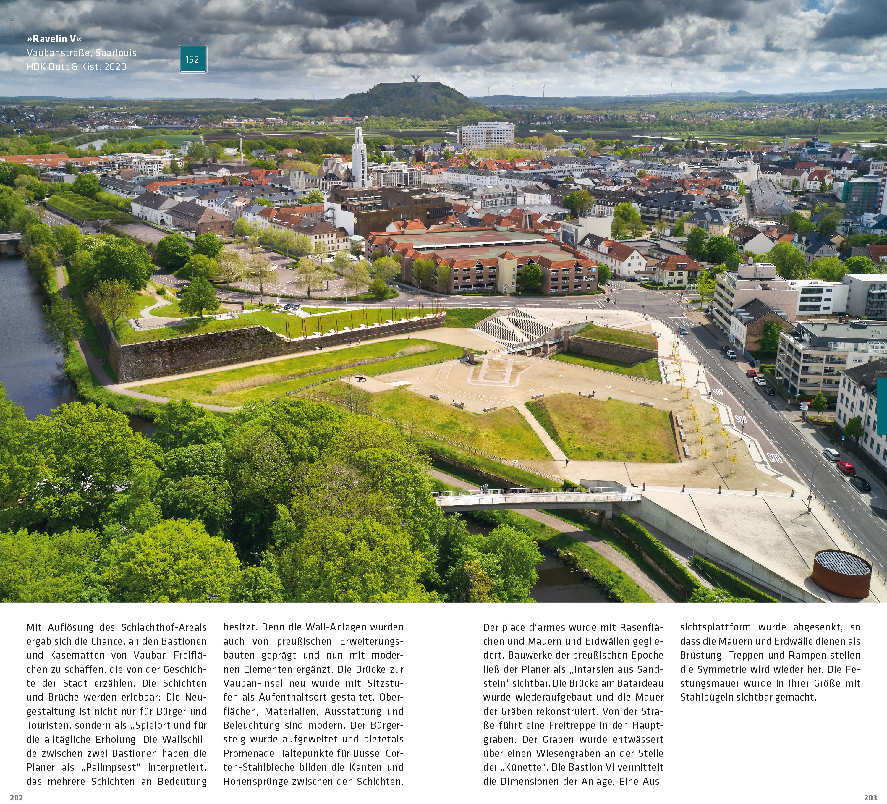 Architekturführer Saarland: aktualisierte und erweiterte Neuausgabe, 2024 — Doppelseite aus dem Architekturführer Saarland: »Ravelin V« in Saarlouis von HDK Dutt &amp; Kist
