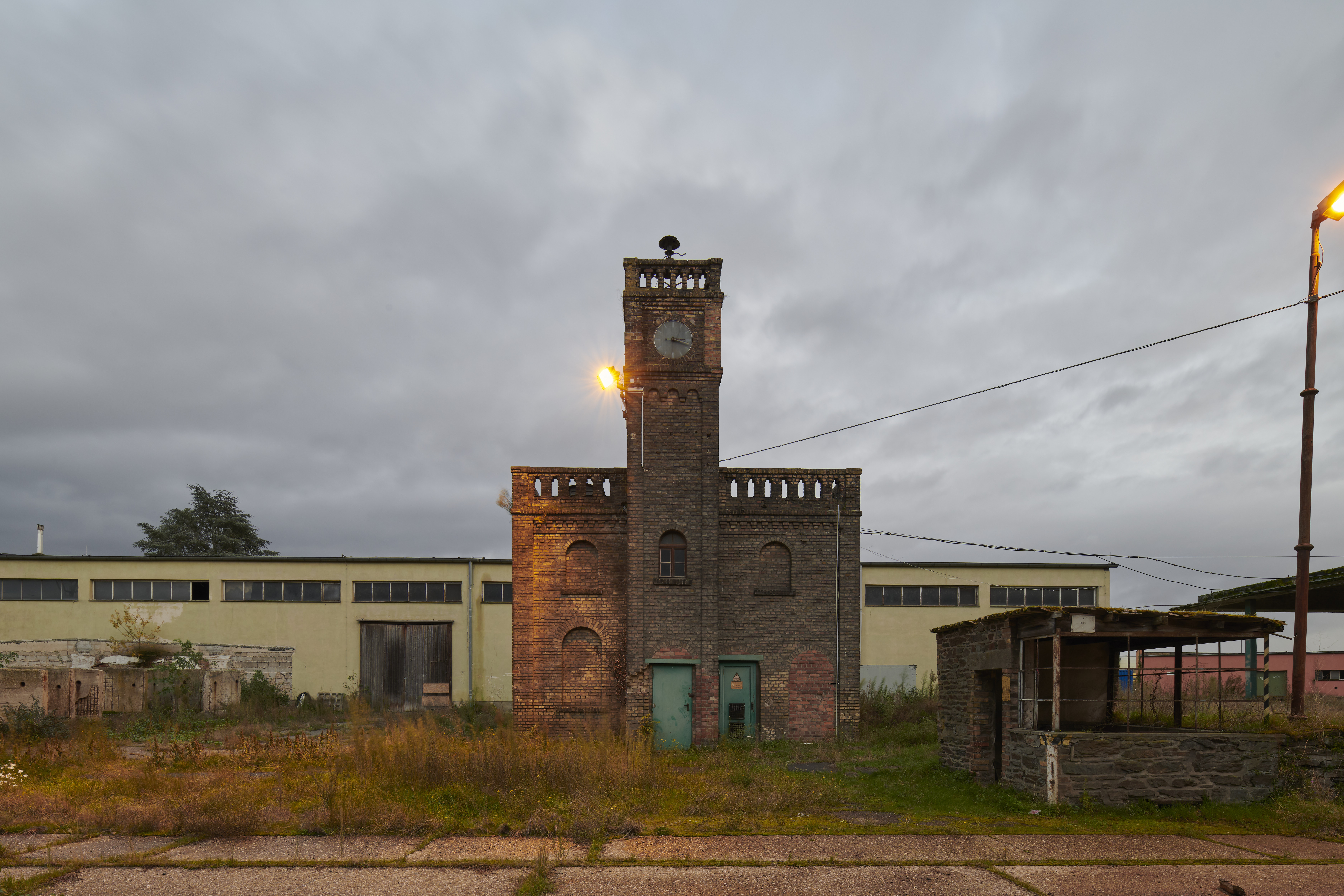 Fotodokumentation Löhnberger Mühle, Lahnstein — Trafohaus und Windengebäude