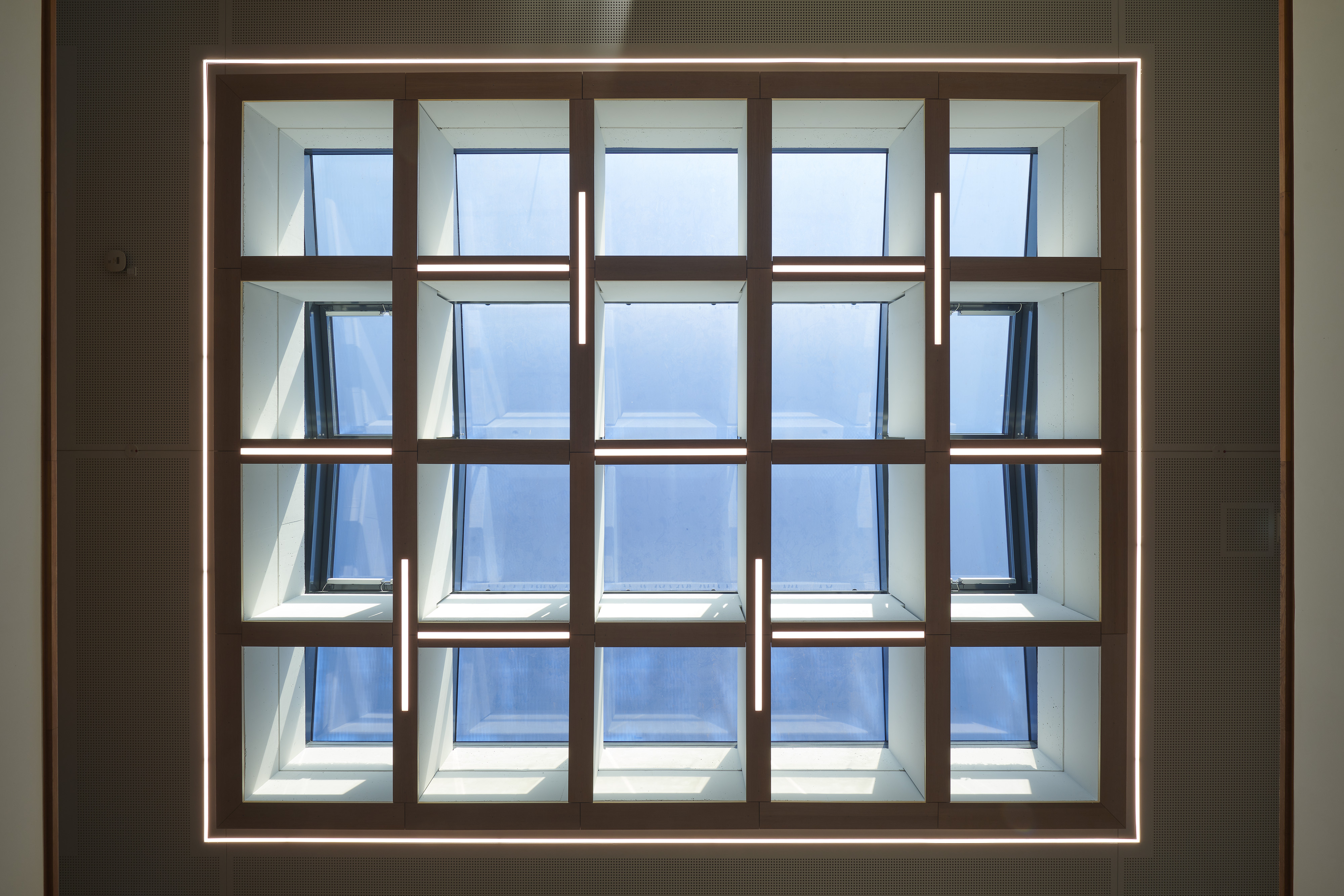 Fotografien des Oberstufengebäudes der Gemeinschaftsschulen in Völklingen, Foto 4 von 9