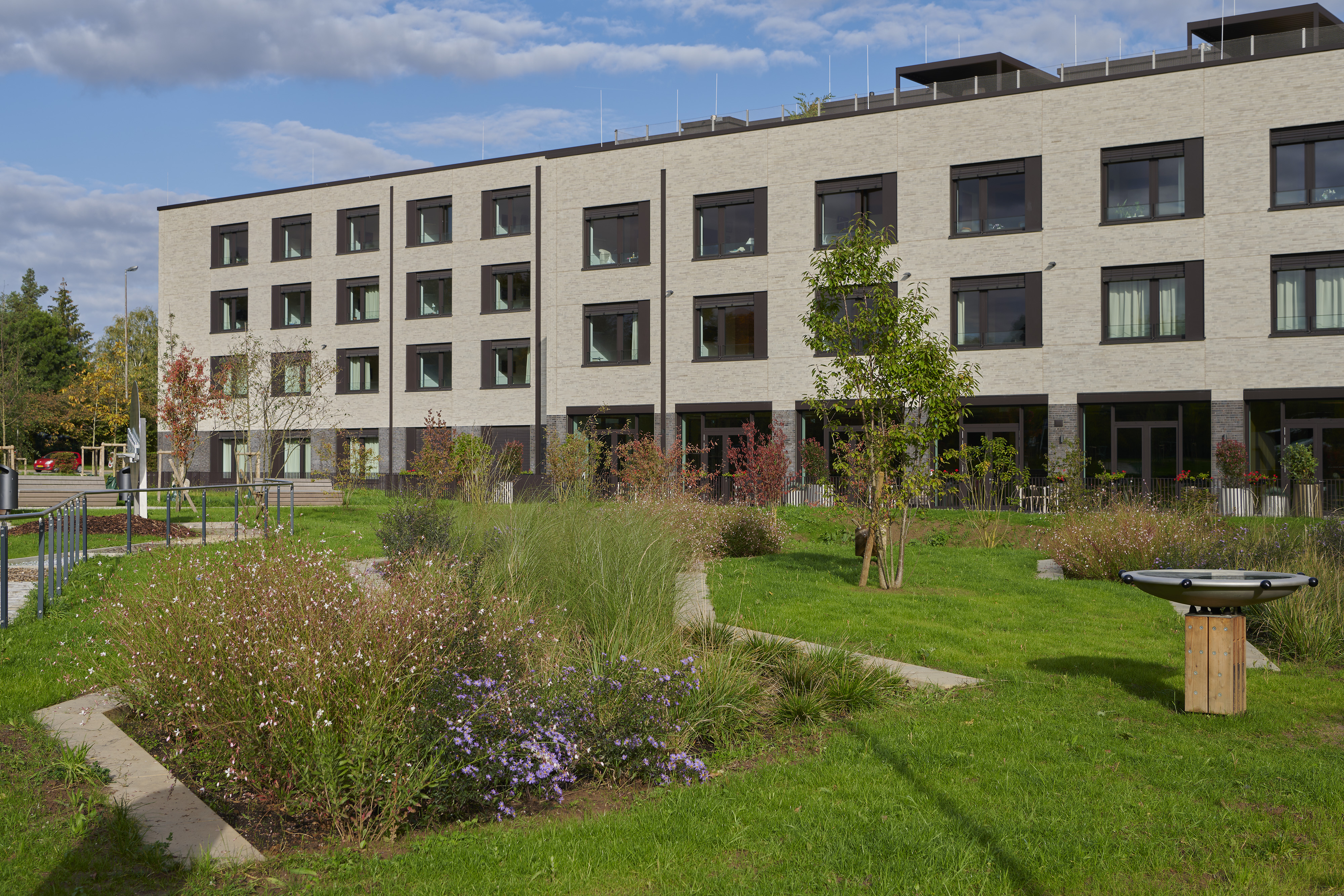 Fotografien Schulkomplex mit Kita und Retentionspark Wobrécken, Esch an der Alzette, Foto 20 von 20