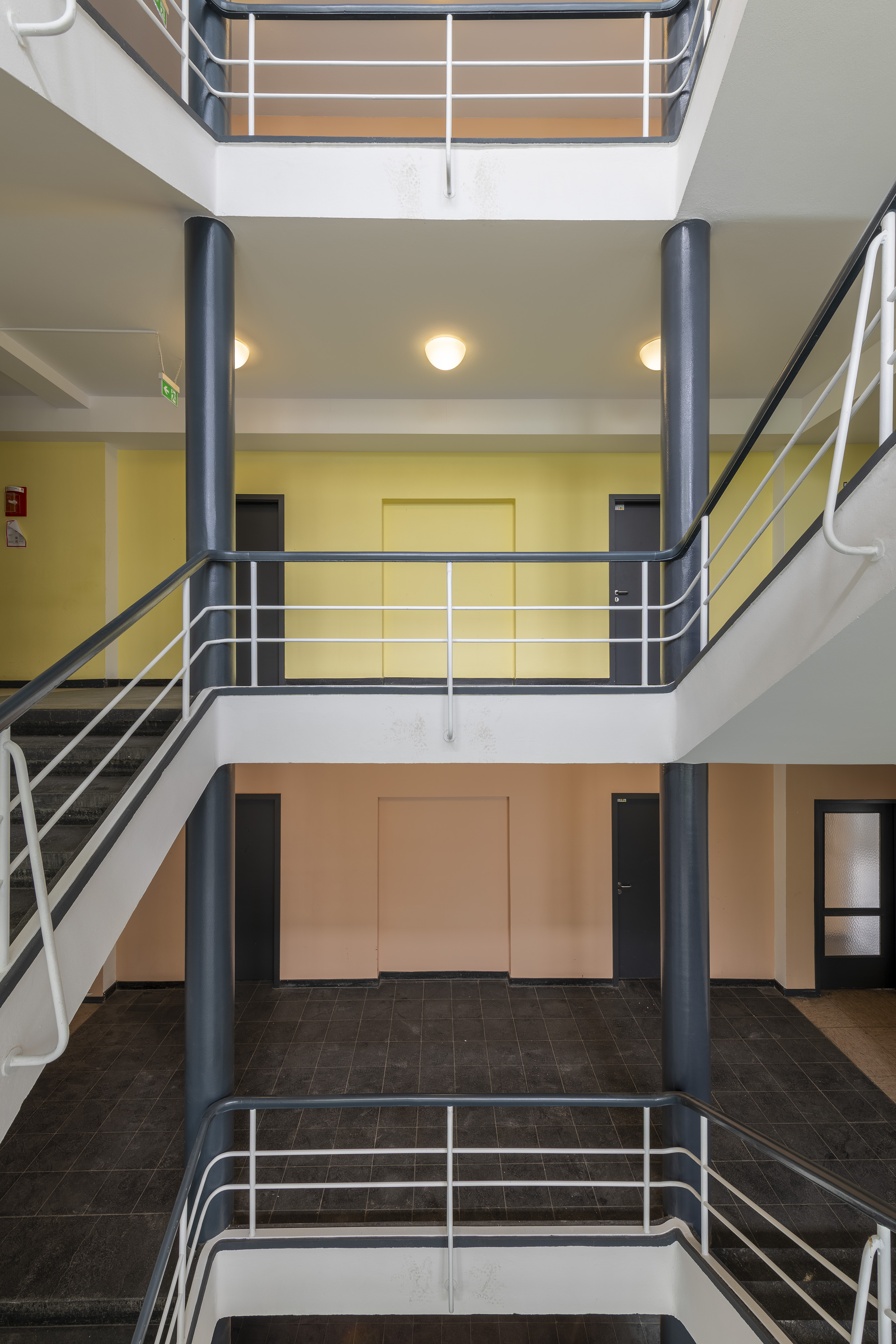 Bestandsdokumentation »Le 52«, ehemaliges Finanzamt Saarbrücken, Foto 12 von 24