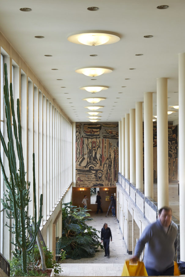Architekturfotografie von Marco Kany: ehemalige Französische Botschaft, Saarbrücken, Architekt Georges-Henri Pingusson