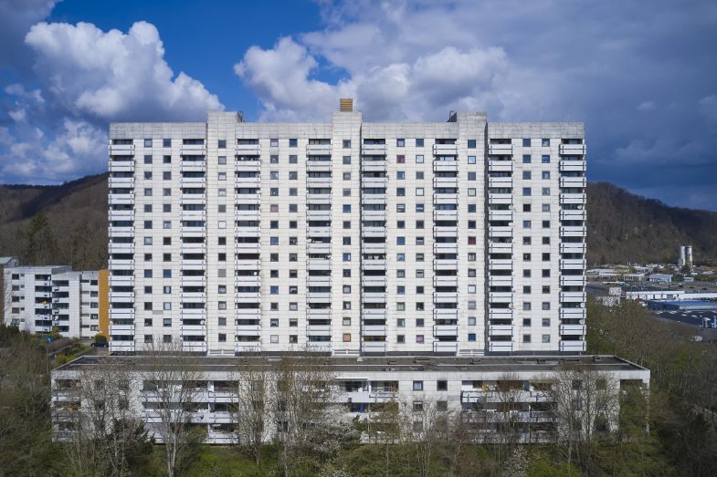 Architekturfotografie von Marco Kany: Die Wohnanlage Irgenhöhe 21-28 in Saarbrücken; Ansicht von Süden